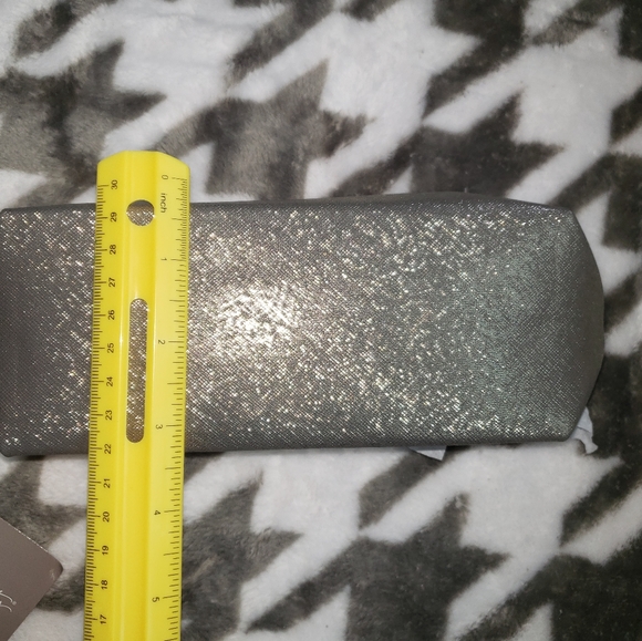 Pewter Metallic Ulta make up bag - Picture 2 of 4